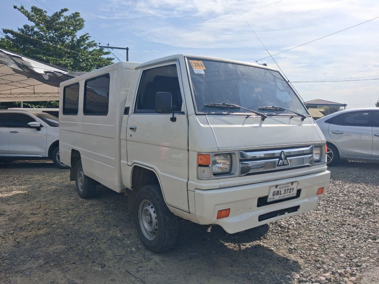 2025 Mitsubishi L300 FB Exceed 2.2