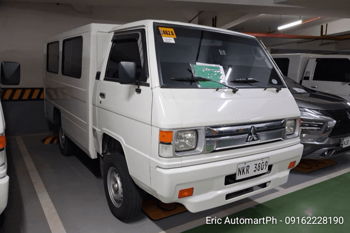 2025 Mitsubishi L300 FB Exceed 2.2